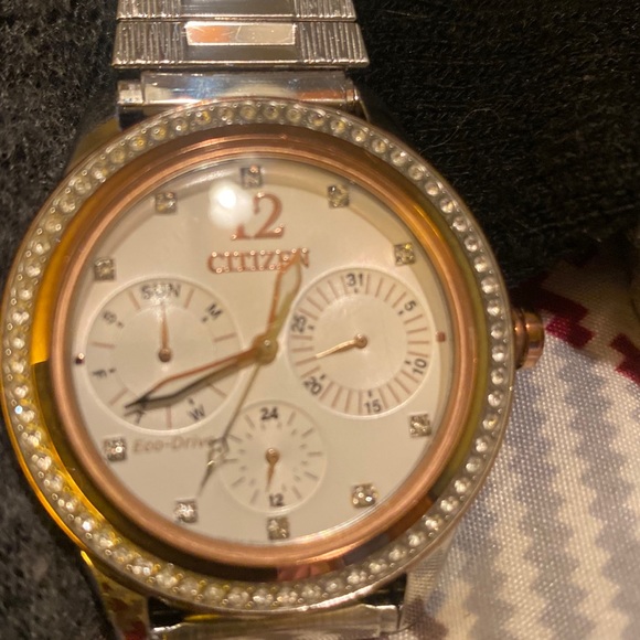 Citizens watch